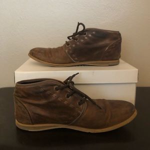 Steve Madden - Friscco Leather Chukkas - Size 10